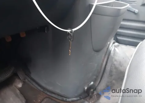 1995 Ford Econoline E250 Super Duty Van z USA, uszkodzony, nr VIN 1FTFS24Y9SHB87744